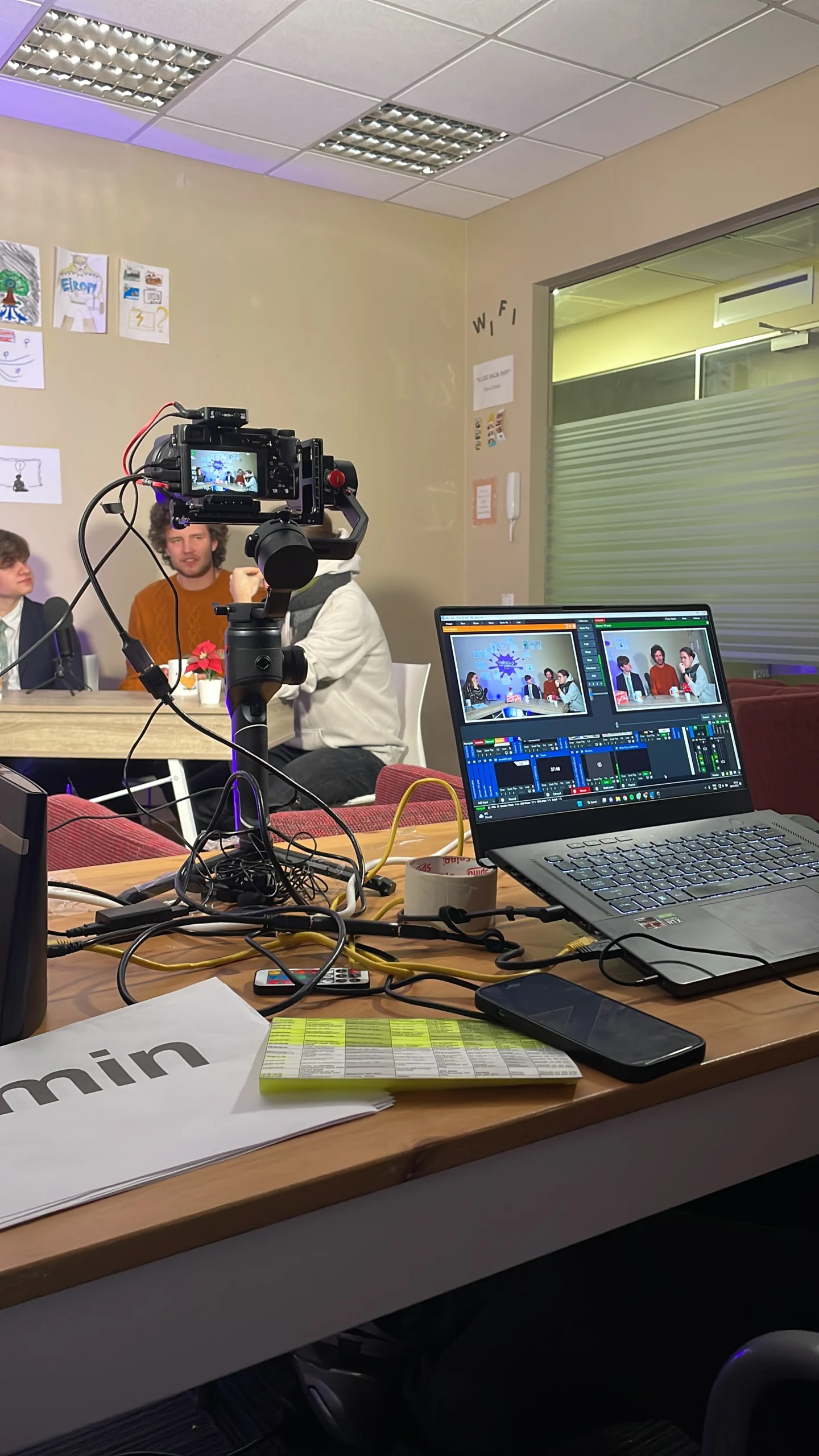 24H radio ‘’Vai māksla var izglābt Eiropu?’’24 stundu audio un video tiešraide, kurā varēja dzirdēt 20 diskusijas, sarunas un intervijas, runājot par tādām tēmām kā ‘’ Māksla kā informācijas avots’, ‘’Mākslai vajag telpu’’, ‘’Māksla kā protests’’ u.c.